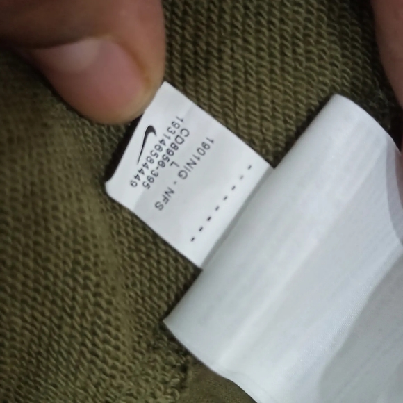 Nike - Picture 4 of 4